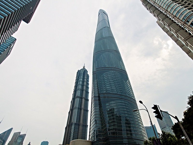 2_4_miliardova_otacajuca_sa_cinska_veza_je_najkrajsim_mrakodrapom_sveta_shanghai_tower