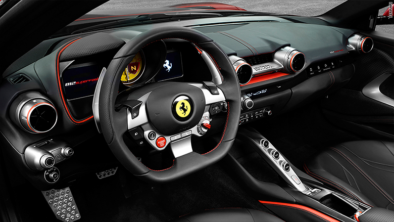 Ferrari_odhali_ najrychlejsie_produkovany_automobil_Superfast_1