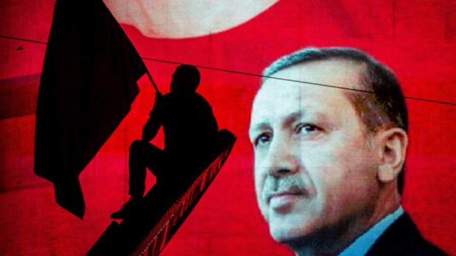 Turecko_Erdogan_este_musi_zvizaziť_pred_investormi_2017