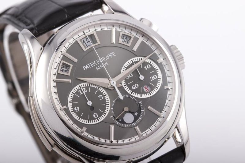 1_milionove_hodinky_Vladimira_Putina_smeruju_do_aukcie_2017_Patek_phillipe