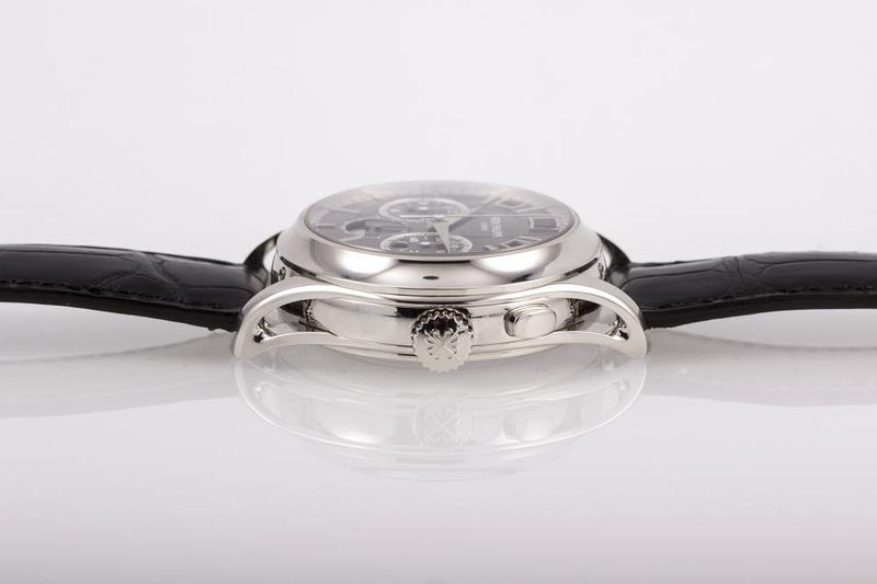 1_milionove_hodinky_Vladimira_Putina_smeruju_do_aukcie_2017_Patek_phillipe_1