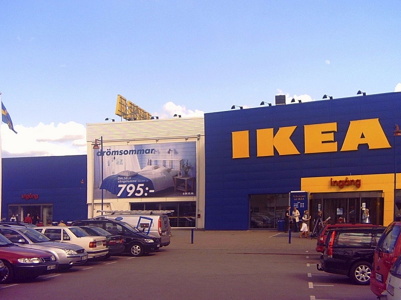 Prvá predajňa značky IKEA v Kampradovom rodnom meste.