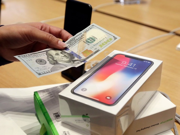 Zabudnite_na_iPhone_X_Apple_pride_s_novym_iPhonom_iba_za_550_dolarov_7