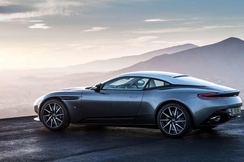 Akcie_spolocnosti_Aston_Martin_sa_od_oktobra_znizili_o_40_percent