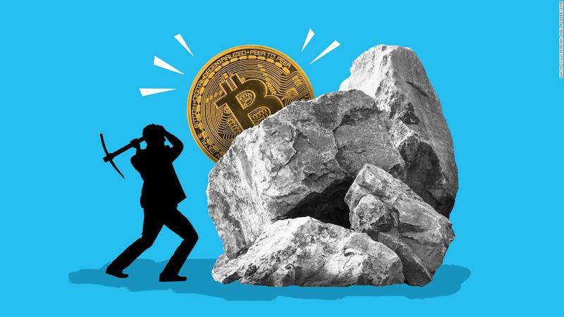 Mali_by_investori_mat_v_portfoliu_bitcoin_alebo_kryptomeny