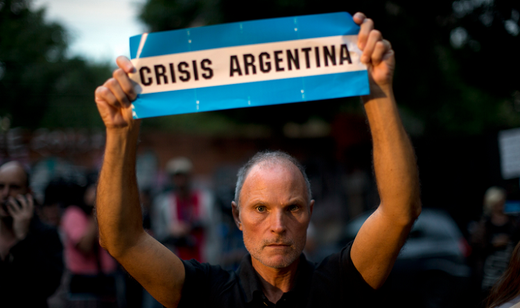 Argentina_zavadza_kontrolu_meny_v_dosledku_prehlbovania_hospodarskej_krizy