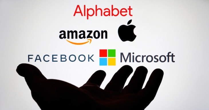 Apple, Microsoft, Amazon, Alphabet, Facebook, Tesla a Nvidia získali kapitalizáciu v hodnote 3,4 bilióna dolárov.