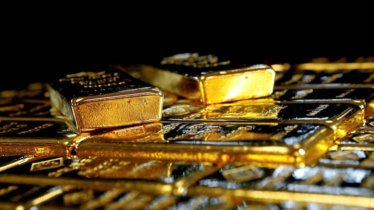 Najviac zlata tento rok dokonca nakúpila turecká centrálna banka, za ňou nasleduje Uzbekistan a India.