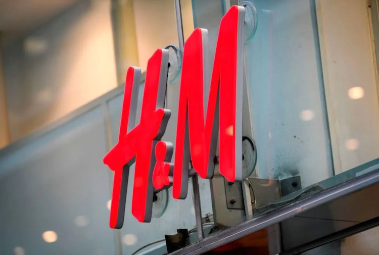 Akcie-H&M-vyskocili-az-o-17%-kedze-letna-kolekcia-zvysuje-zisk